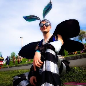 Meet your Posher, Ean